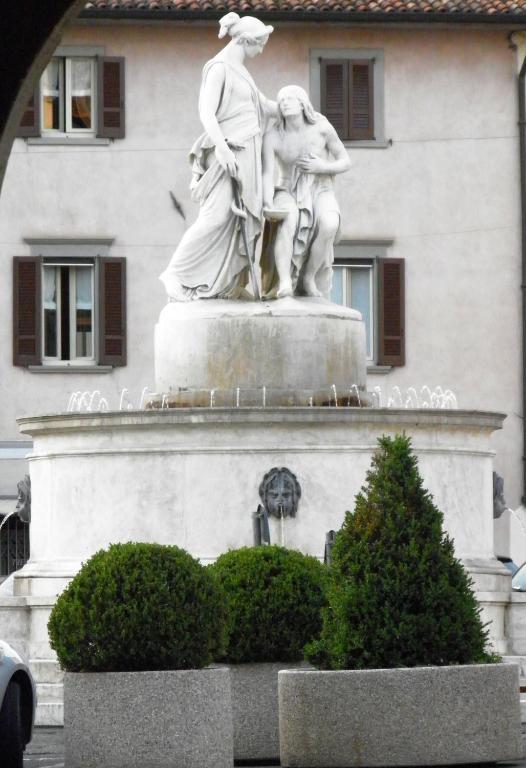 Albergo Della Torre Dal 1891 Trescore Balneario Exterior foto