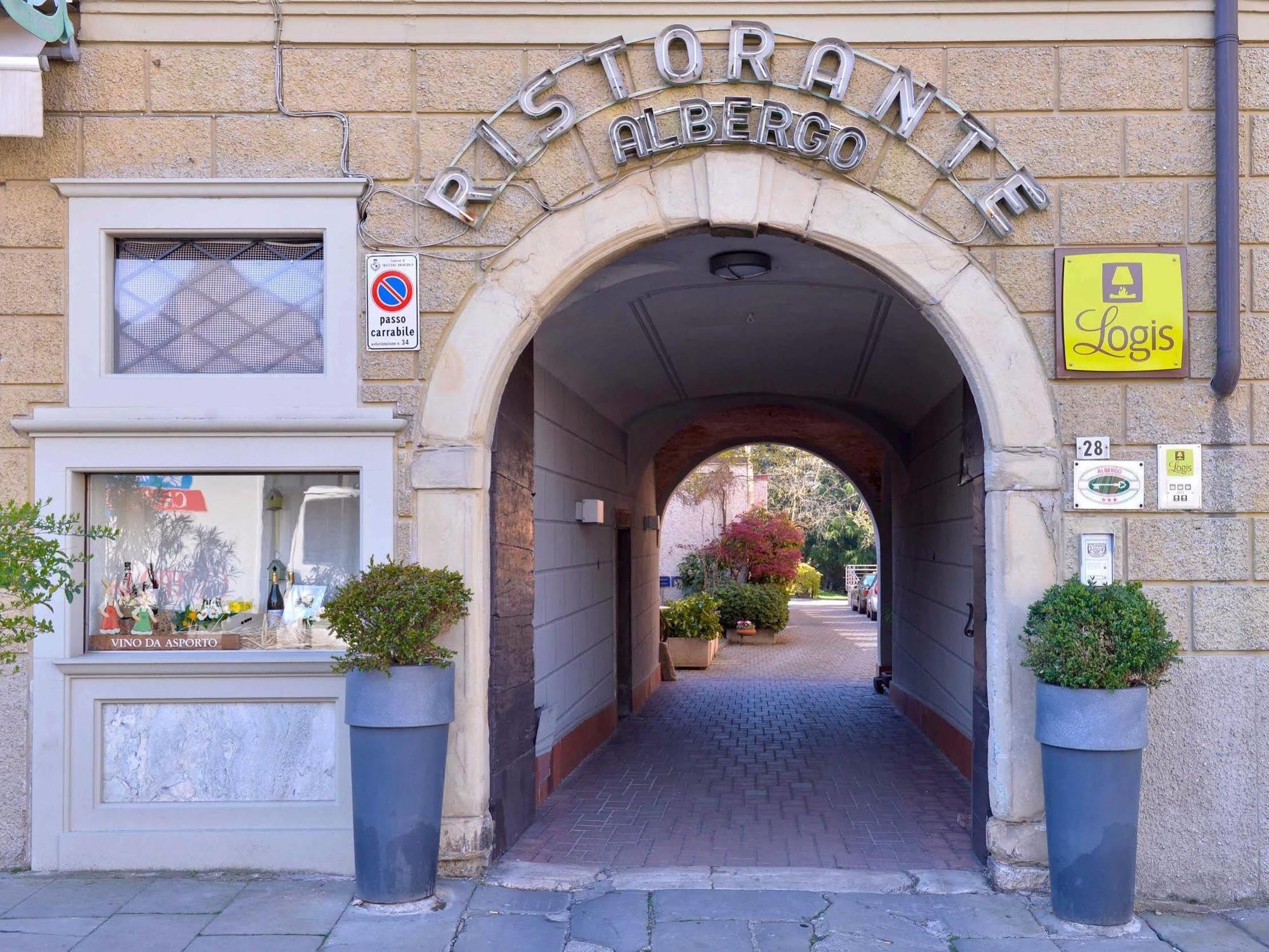Albergo Della Torre Dal 1891 Trescore Balneario Exterior foto